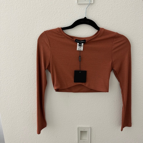 COPY - Jluxlabel crop long sleeve - Picture 1 of 2